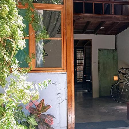 Historical Townhouse In City Center 台南 エクステリア 写真