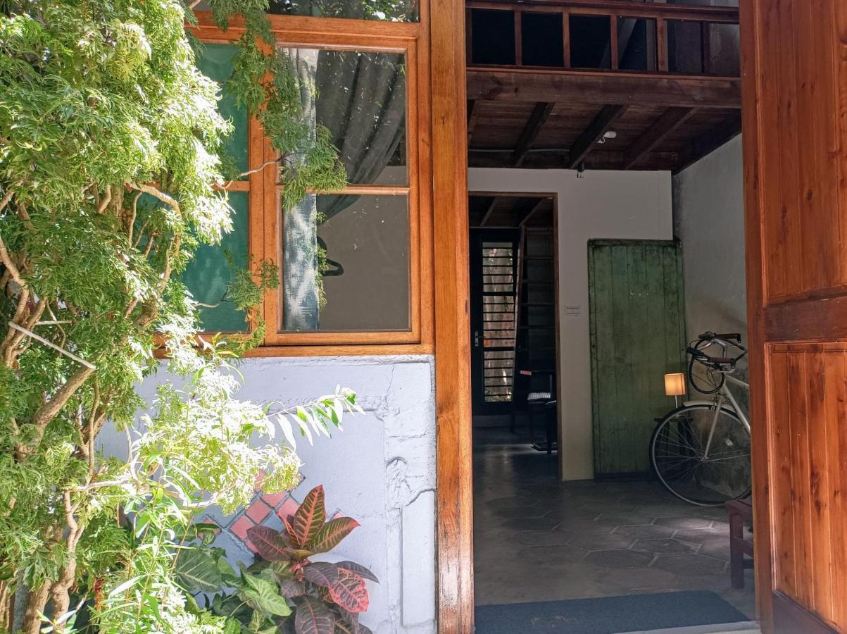 Historical Townhouse In City Center 台南 エクステリア 写真